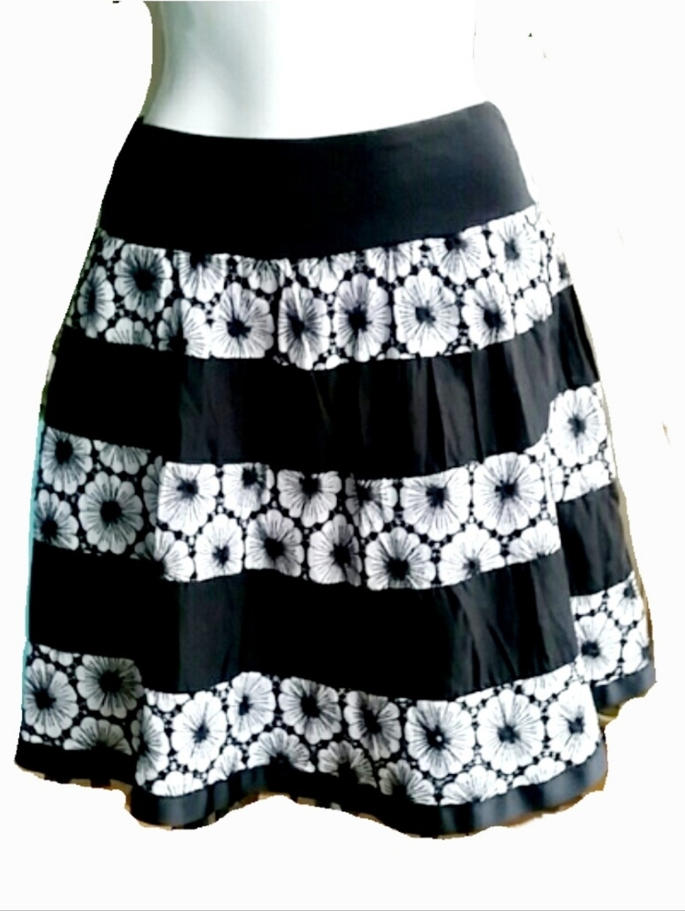 Joe Benbasset Floral Black White 100% Cotton Skirt Size Medium Y2K
